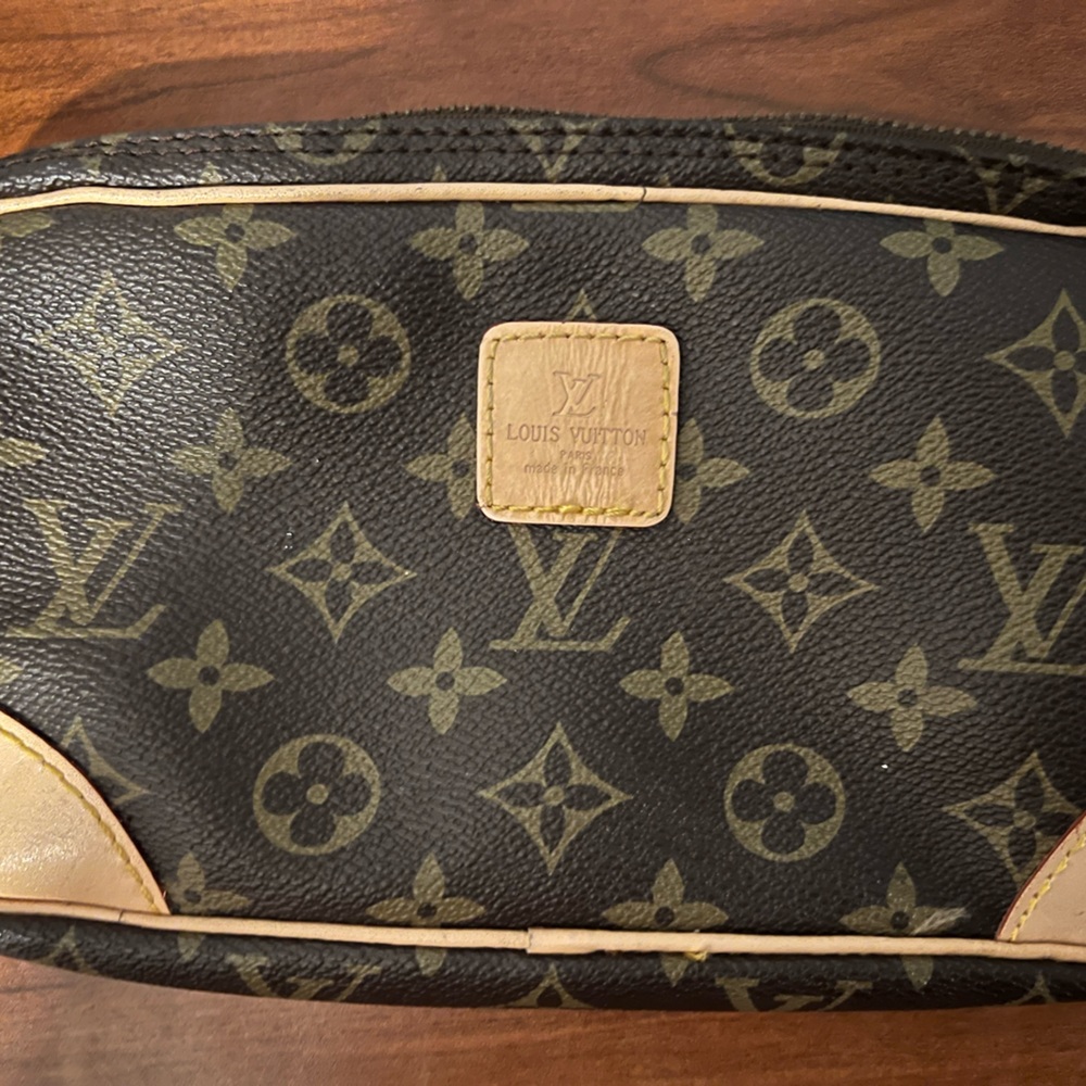 Vintage Louis Vuitton Make-up bag - Picture 1 of 5